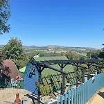 Glamping In The 2nd Field Κάμπινγκ *