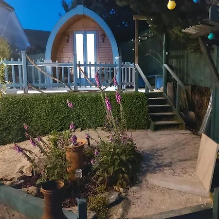 Campsite Glamping In The 2nd Field Aughrim