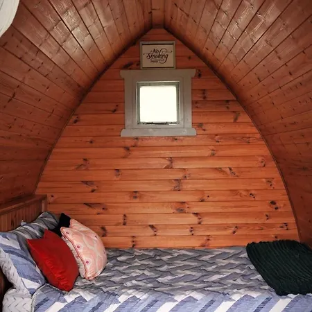 Glamping In The 2nd Field *