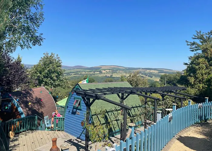 Glamping In The 2nd Field Campsite *