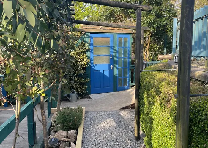 Glamping In The 2nd Field *