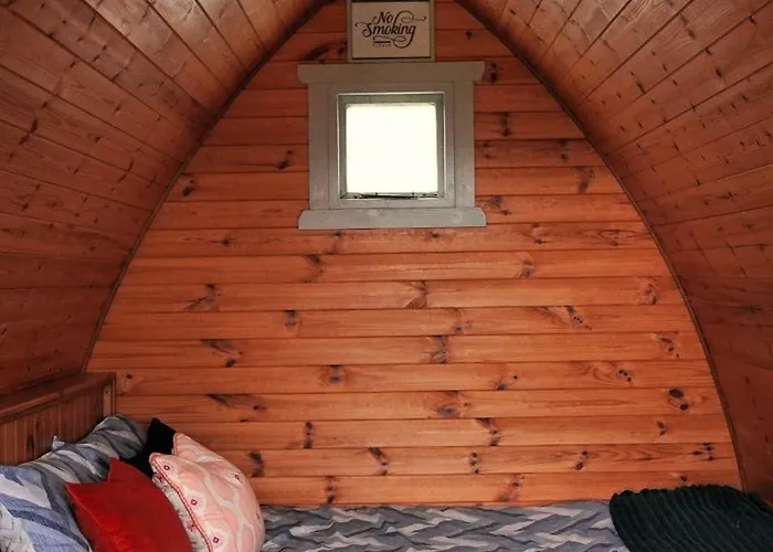 Glamping In The 2nd Field *